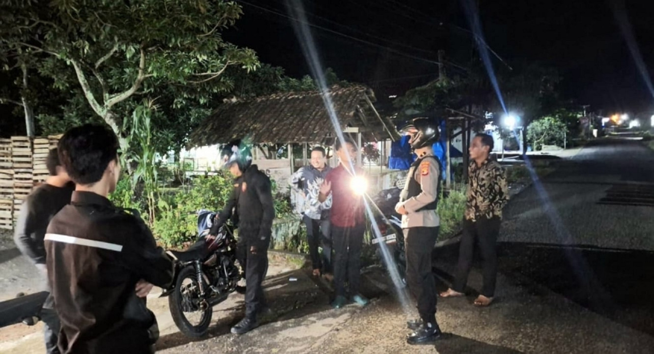 Tim Patroli Perintis Presisi Polres Tanggamus Sisir Titik Rawan Kejahatan di Sumberejo