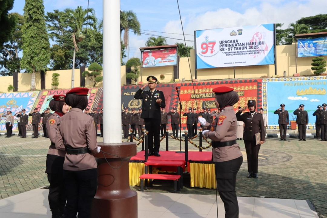 Kapolres Tanggamus Pimpin Upacara Peringatan Hari Ibu ke-97 Tahun 2025
