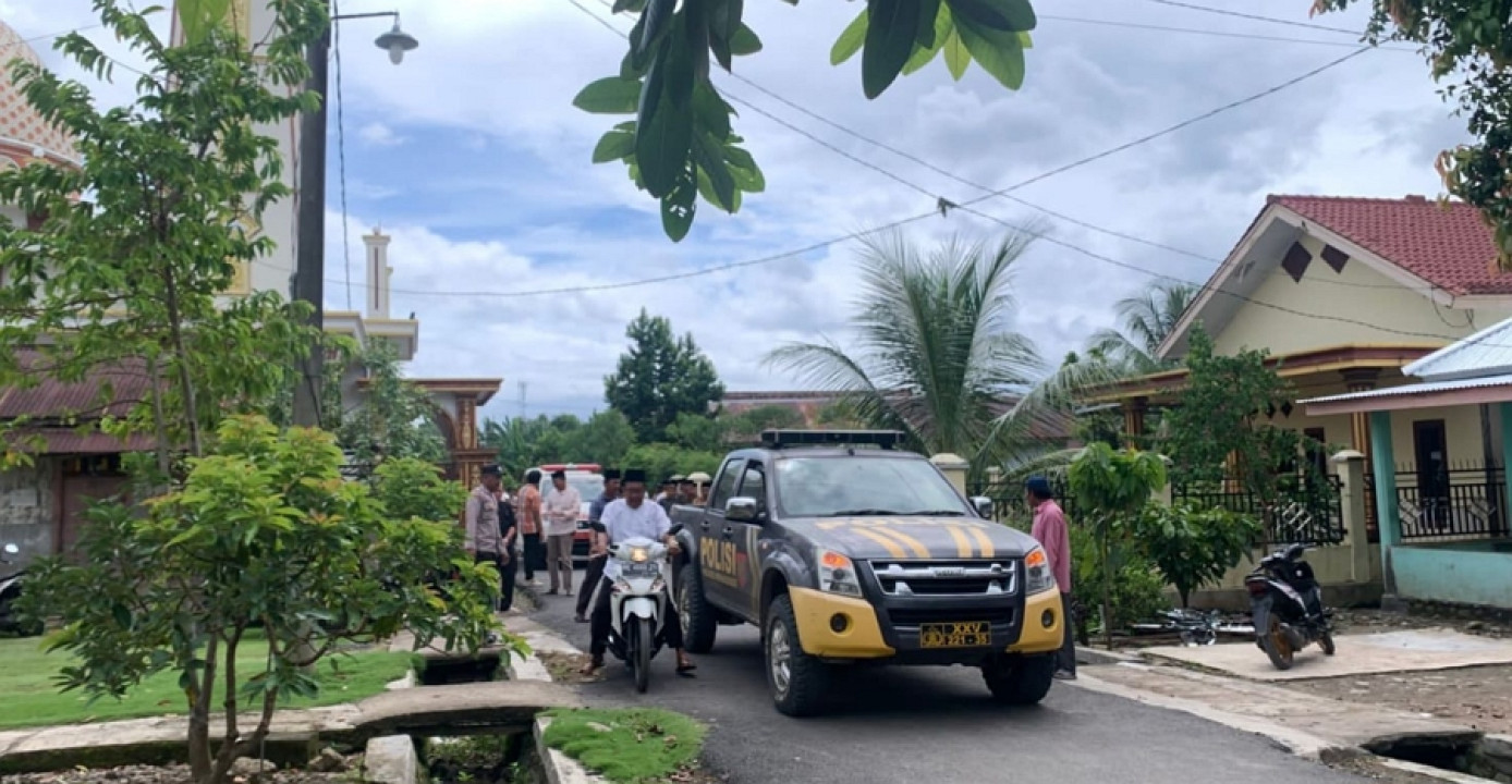 Kapolsek Wonosobo Melayat dan Antar Korban Penganiayaan Berat ke Pemakaman