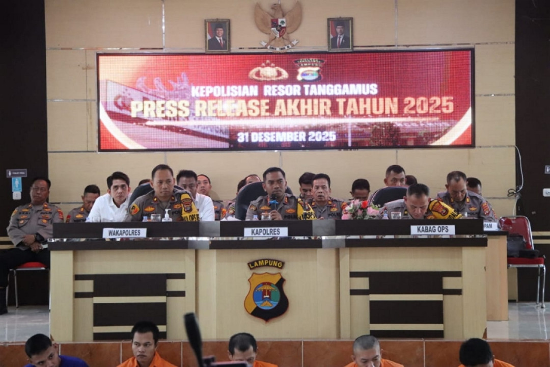 Konferensi Pers Rilis Akhir Tahun 2025, Polres Tanggamus Paparkan Capaian Kinerja dan Strategi Kamti