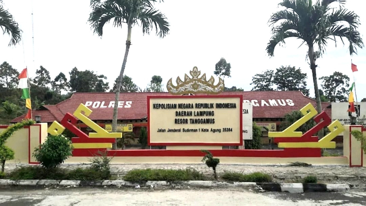 Dua Pejabat Polres Tanggamus Mutasi 