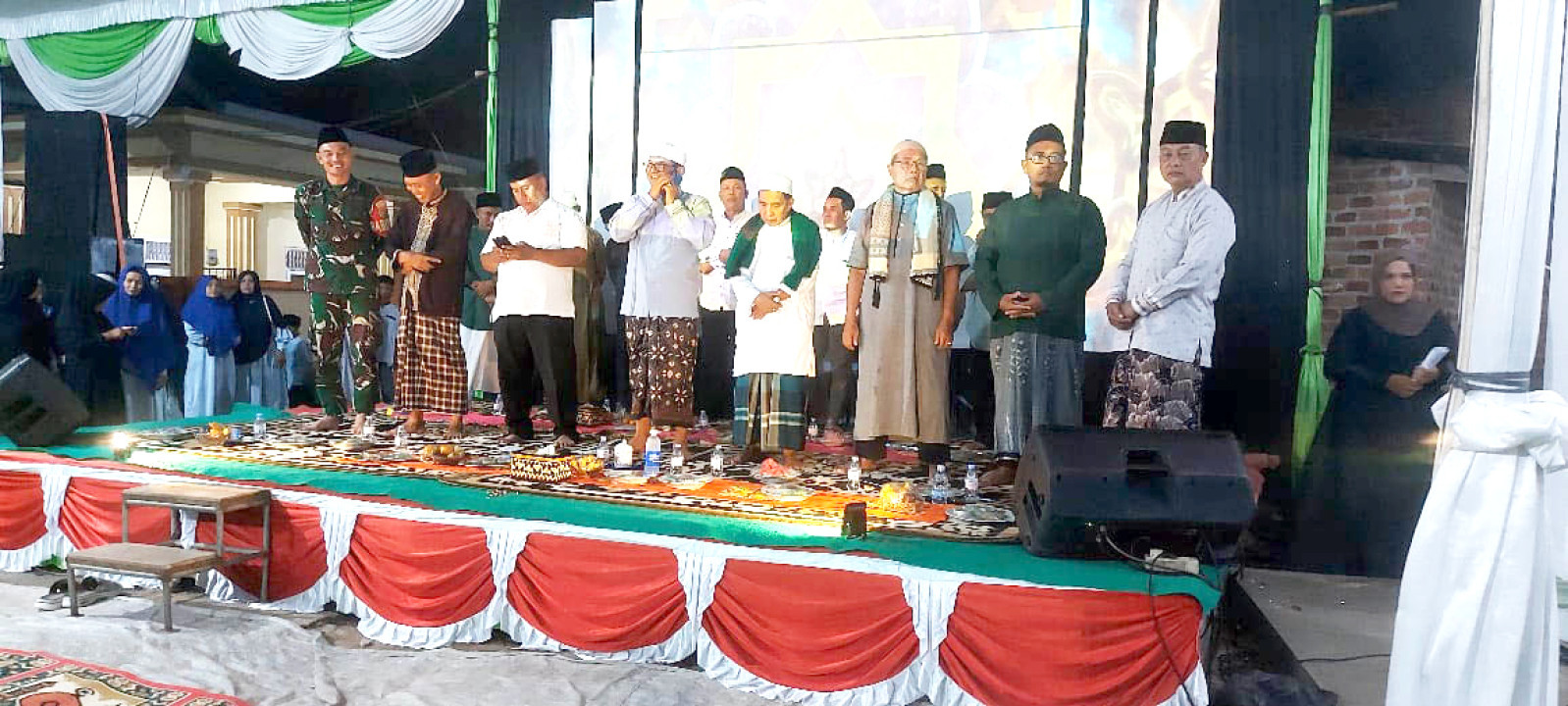Warga RT.04 Gelar Peringatan Maulid Nabi, Momentum Teladani Akhlak Rasulullah SAW