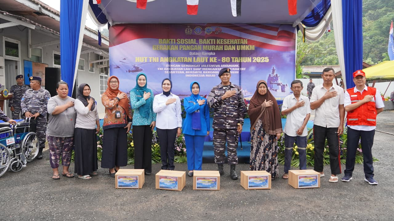 Gerakan Pangan Murah, Layanan Kesehatan dan Donor Darah Warnai Perayaan HUT PMI dan TNI AL
