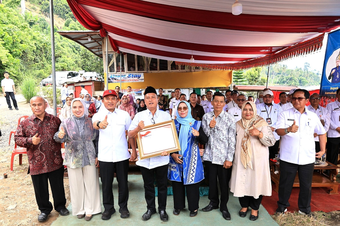 Tiga ASN Purna Bhakti, Bupati Parosil Apresiasi Dedikasi Puluhan Tahun