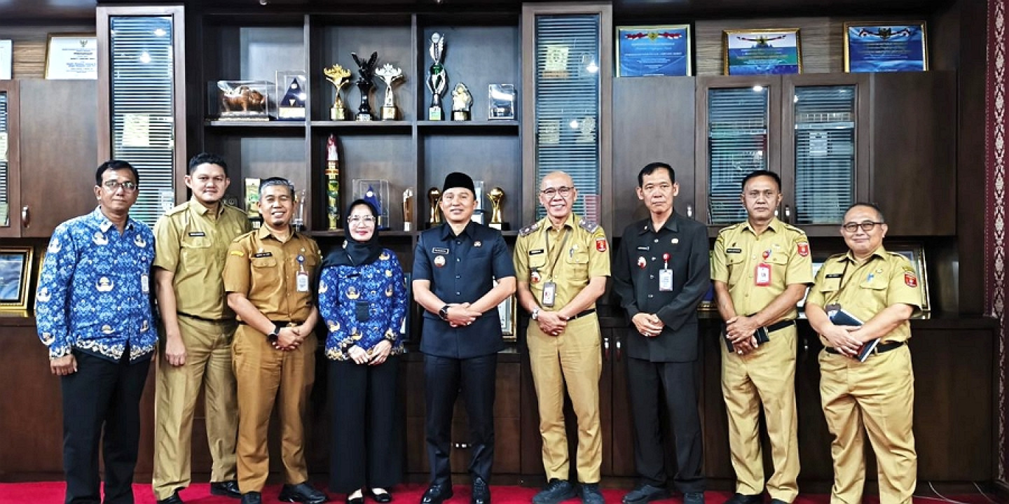 Bupati Terima Audiensi Pemprov Lampung, Serahkan dan Terima Hibah Lahan untuk Sekolah Rakyat