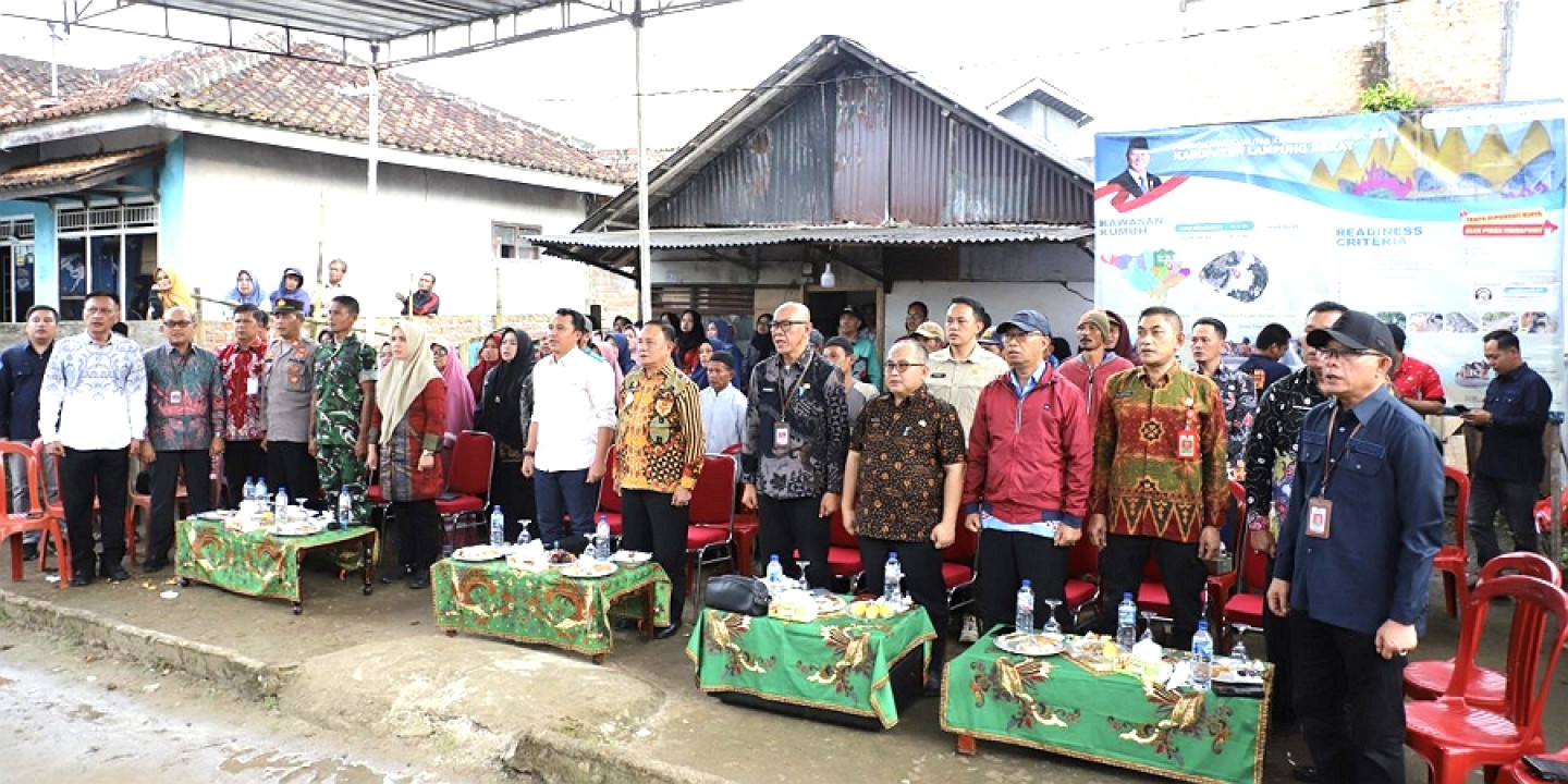 Pemkab Lambar Bakal Sulap Kawasan Kumuh Pajar Bulan jadi Permukiman Layak Huni Lewat BSPS