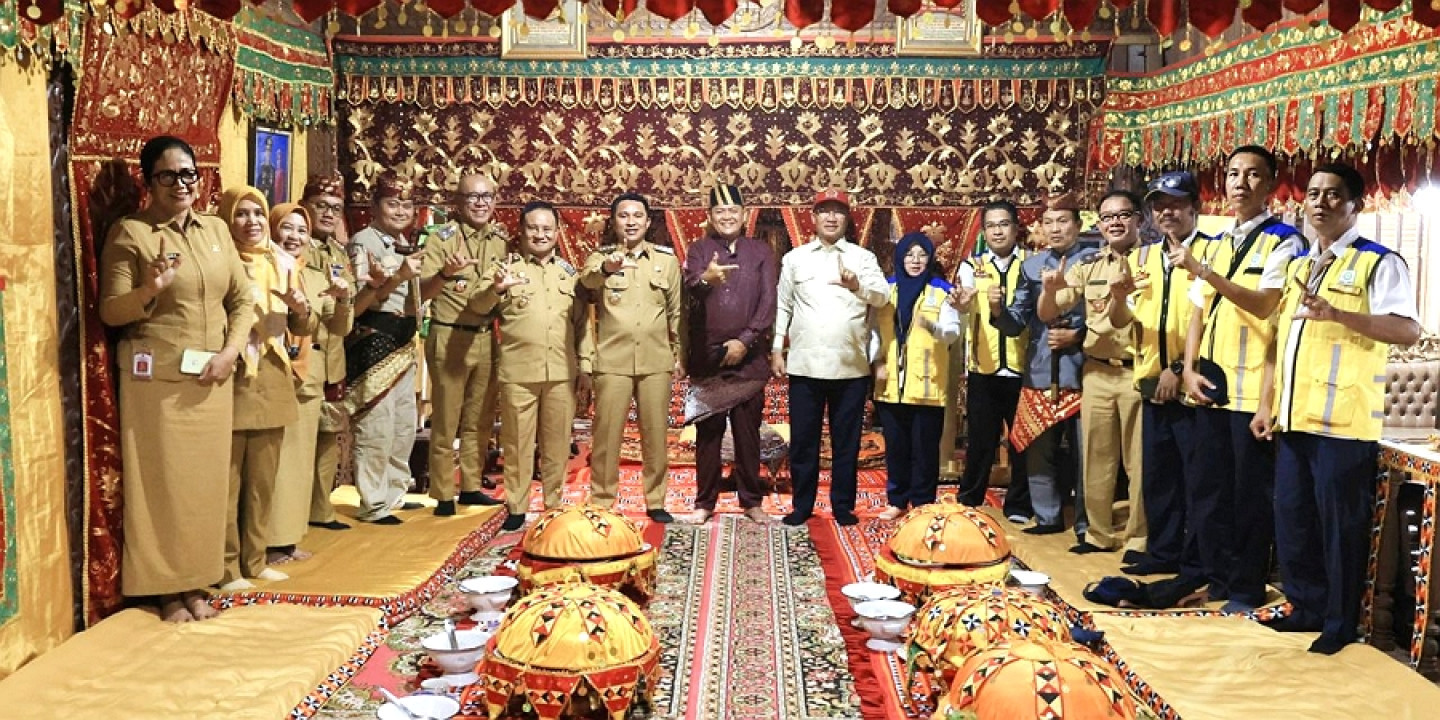 Bupati Parosil Sambut Kunjungan DPR RI dan Kementerian PU