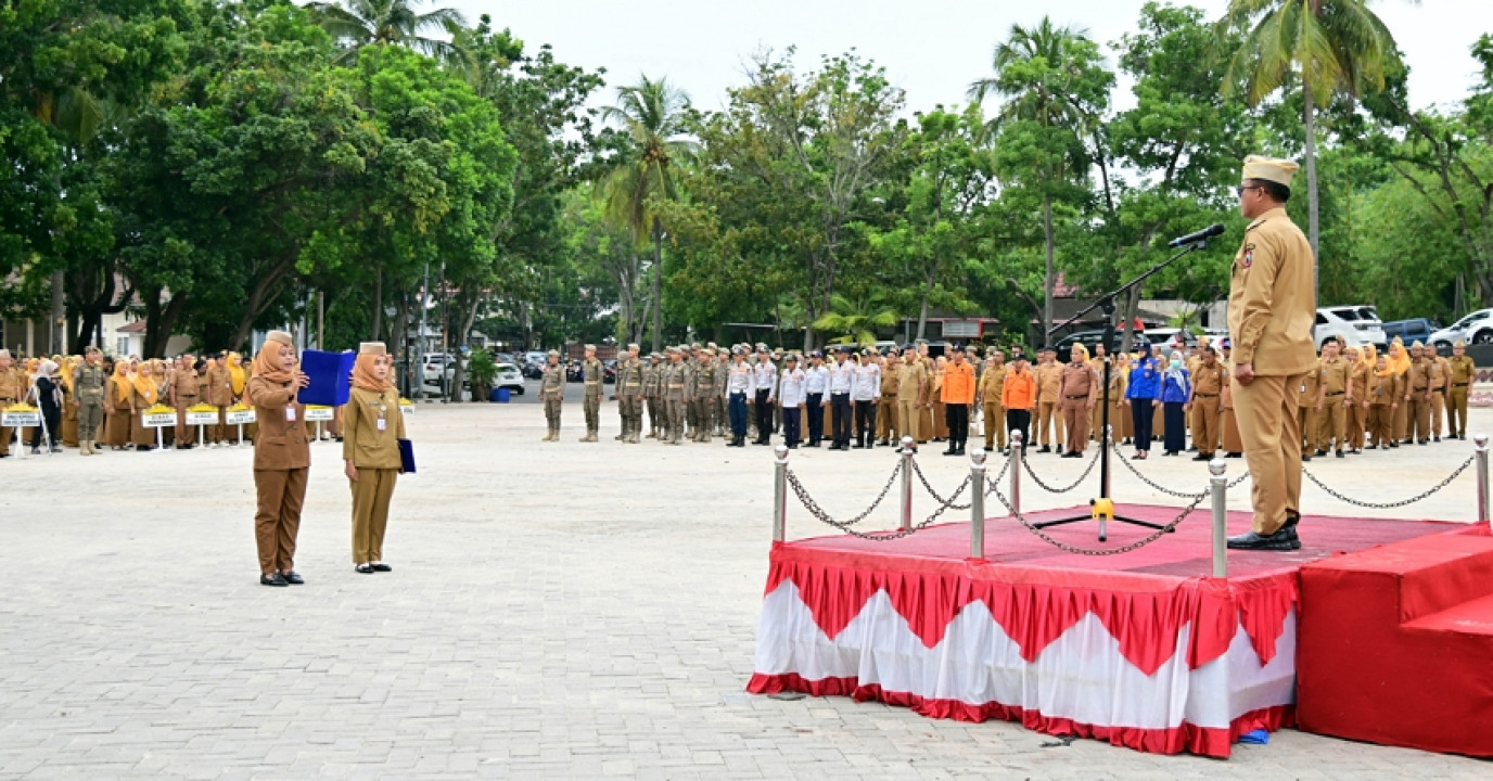 Pesan Bupati Egi untuk Pejabat Baru: Jabatan Boleh Tinggi, Pelayanan Harus Rendah Hati