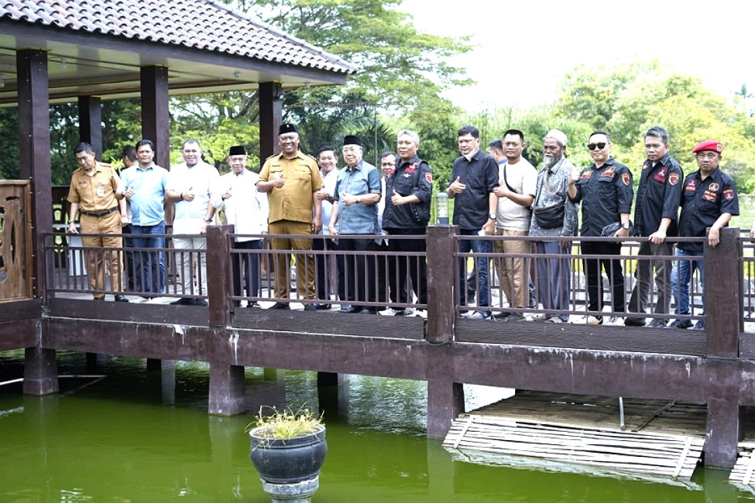 Plt. Bupati Lampung Tengah Sambut Kunjungan Silaturahmi Andi Ahmad Sampurna Jaya