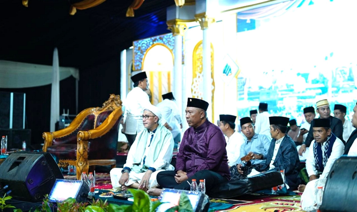 I Komang Koheri Hadiri Haul ke-17 Almagfurlah KH. Maulana Imam Syuhadak
