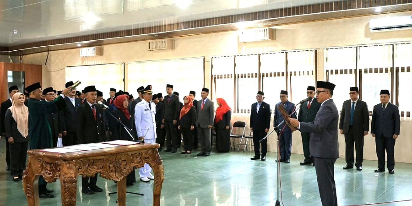Bupati Lampung Barat Lantik 20 Pejabat Sterategis