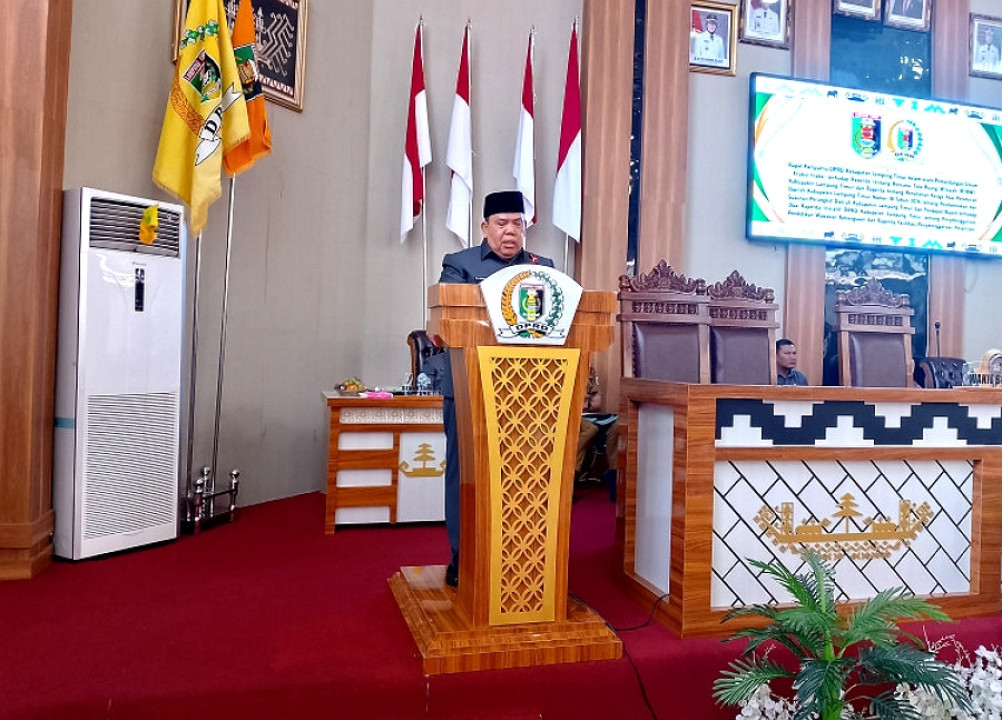 Pemkab Lampung Timur Dukung Dua Raperda Inisiatif DPRD