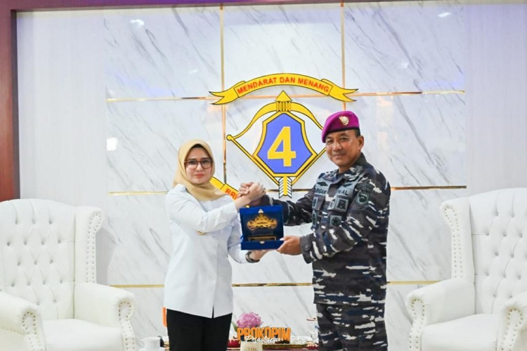 Pemkab Pesawaran Silaturahmi dengan Komandan Brigif 4 Marinir/BS