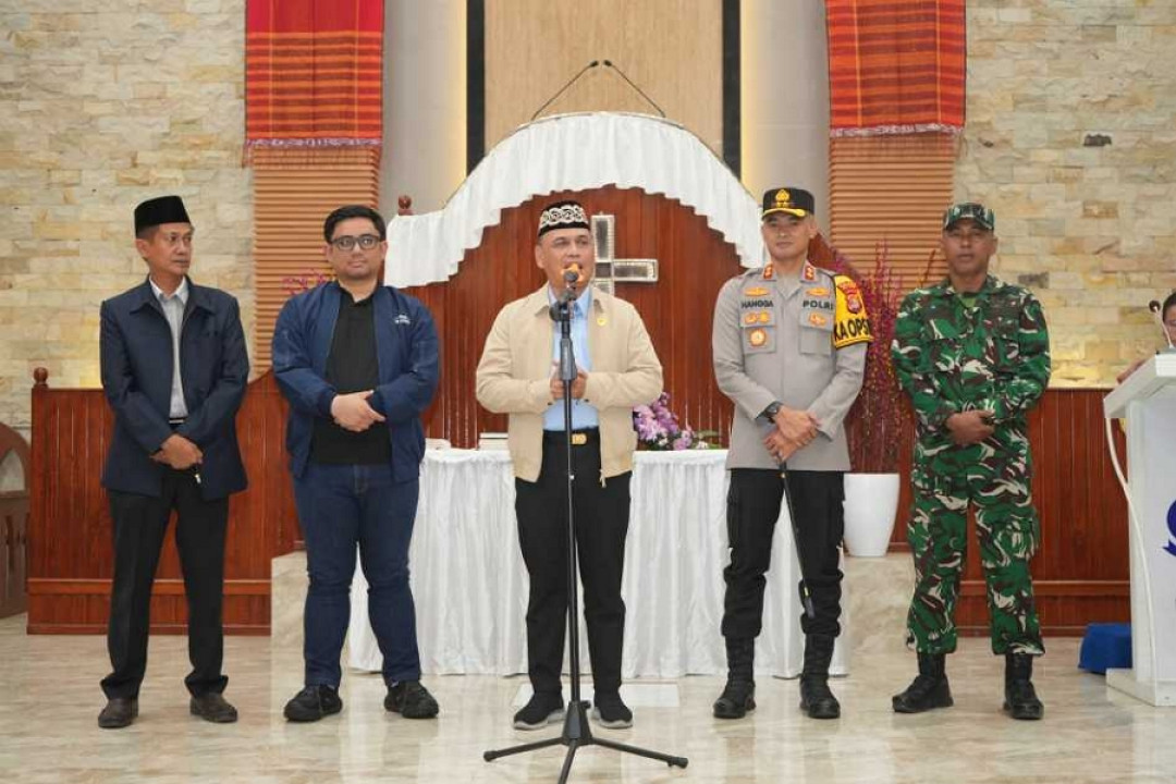 Wali Kota Metro dan Wakil serta Forkopimda Monitoring Pelaksanaan Ibadah Natal 2025