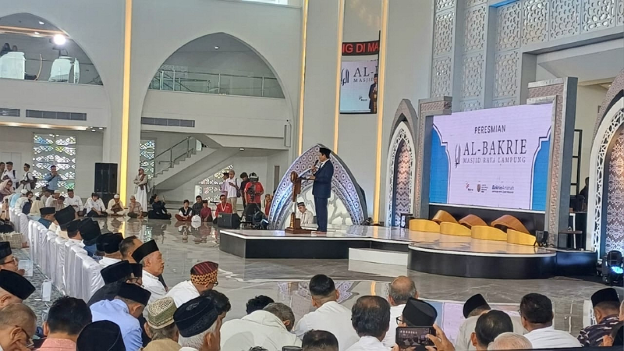 Menteri Agama Hadiri Peresmian Masjid Raya Al-Bakrie Lampung