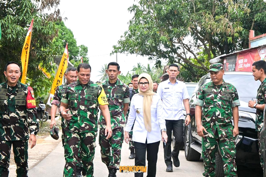Bupati Nanda Dampingi Wasev Panglima TNI Tinjau TMMD Ke-127 Kodim 0421/Lampung Selatan