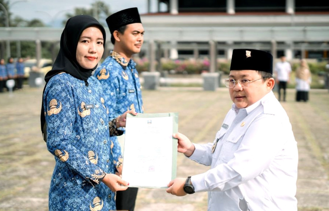 Lantik 1003 PPPK Paruh Waktu, Ini Pesan Wakil Bupati Irawan Topani