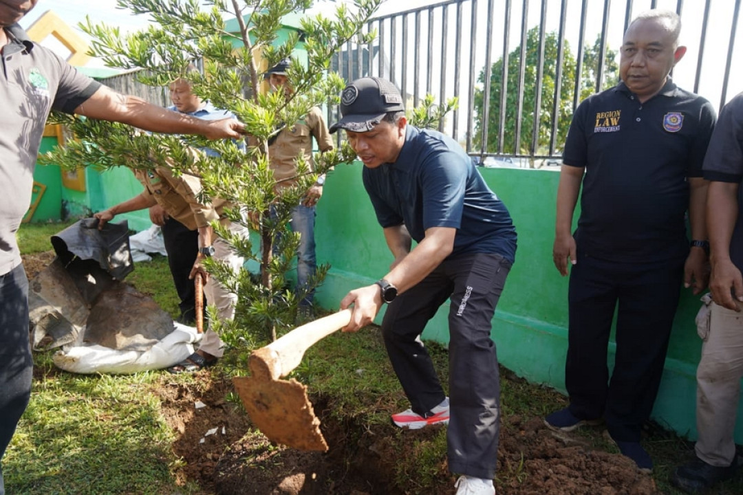 Pemkab Pringsewu Tanam Pohon Lohansung, Wujud Nyata Pelestarian Lingkungan