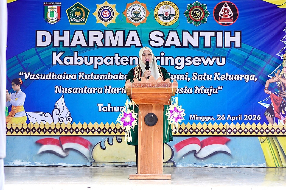 Wabup Pringsewu Umi Laila Hadiri Dharma Santih Hari Raya Suci Nyepi 2026