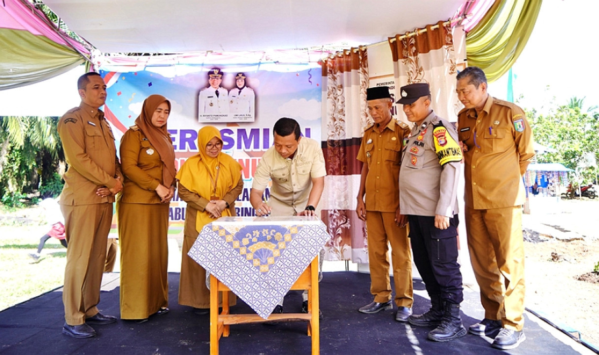 Bupati Pringsewu Resmikan UPT SDN 1 Gunungraya sebagai Sekola Definitif