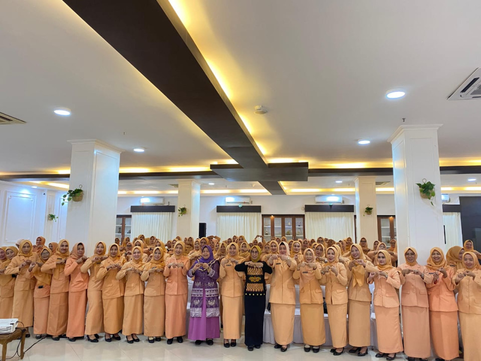 Penasehat DWP Kabupaten Pesawaran Buka Sosialisasi Organisasi Mighrul Lappung Bersatu