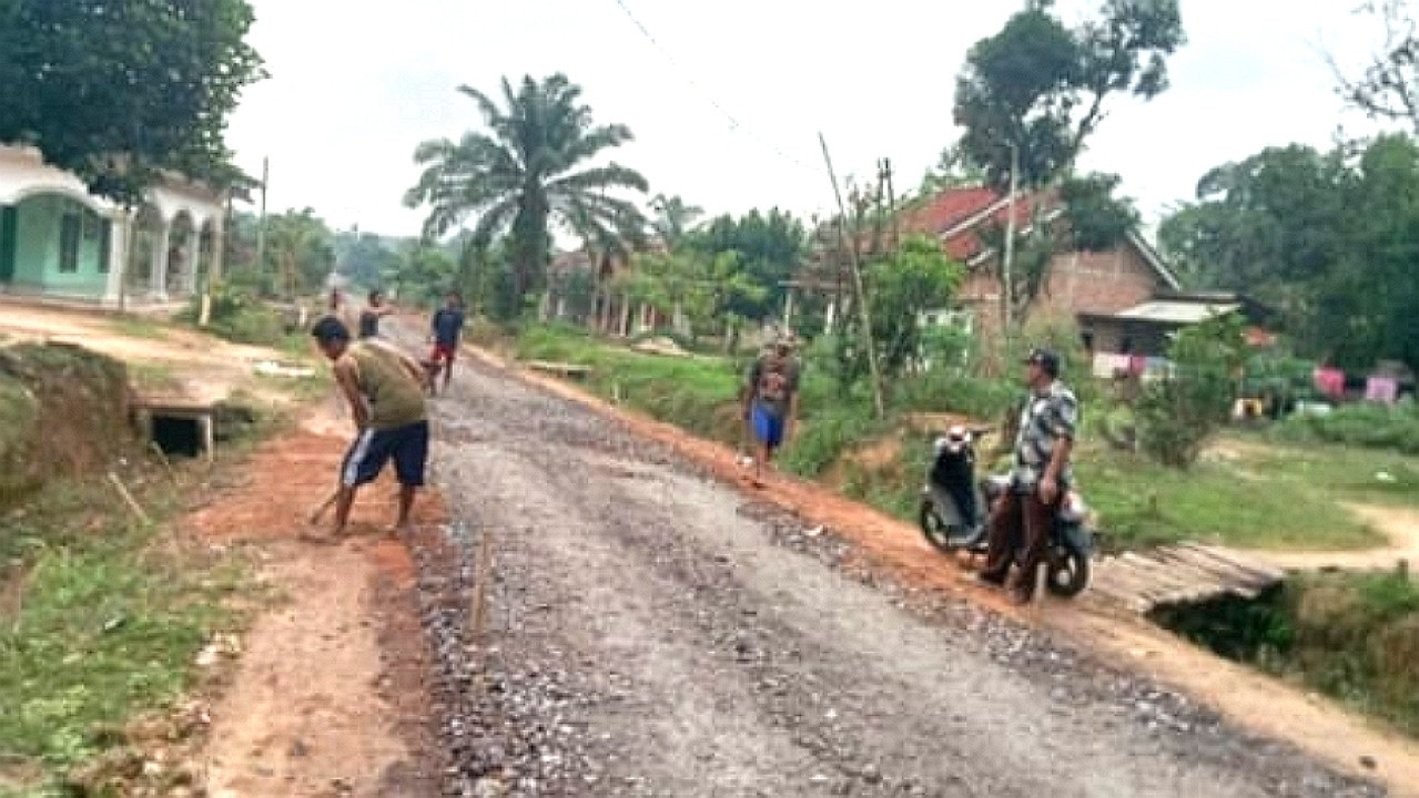 Tiyuh Indraloka Jaya Kecamatan Way Kenanga di Tubaba Realisasikan Program DD 2025