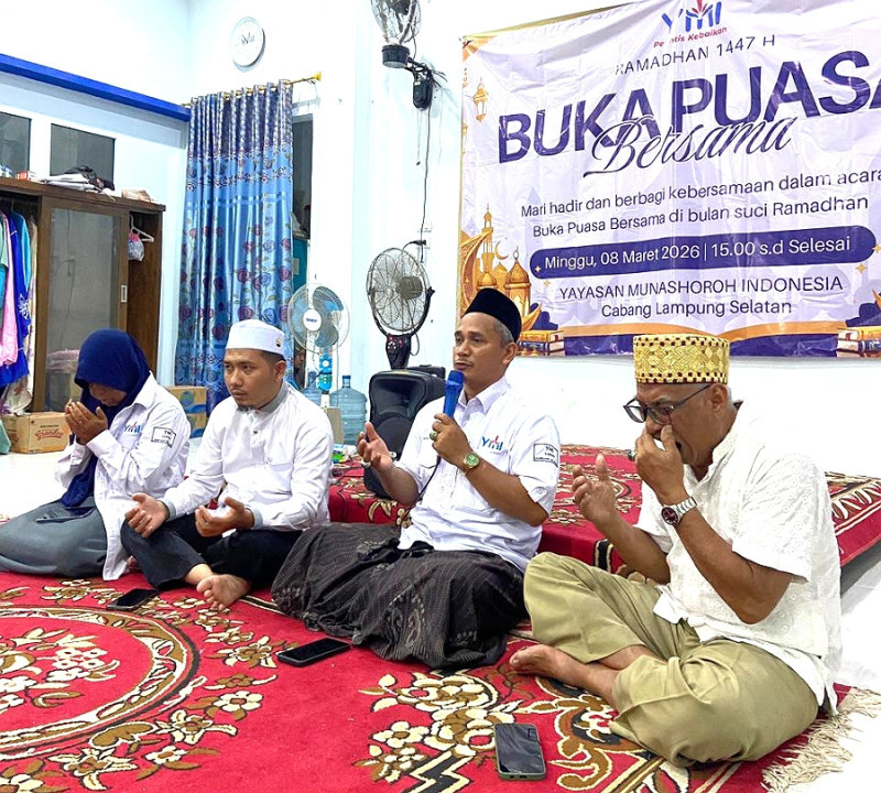 Pengurus YMI Cabang Lamsel Gelar Buka Bersama dan Beri Santunan untuk Yatim Piatu