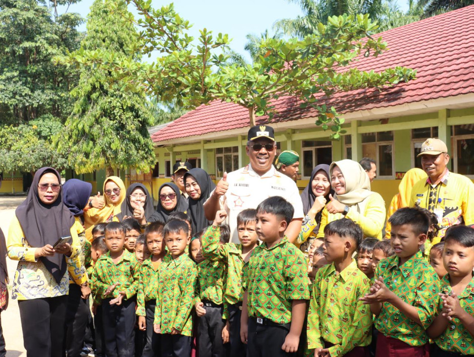 Wabup Lamteng Tinjau Layanan Kesehatan dan Pendidikan di Kecamatan Padang Ratu