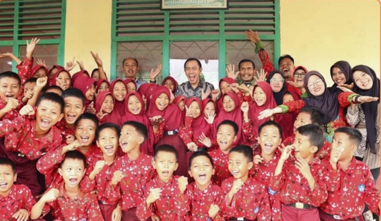 Wakil Bupati Lampung Utara Tinjau SD Negeri 1 Sinar Ogan